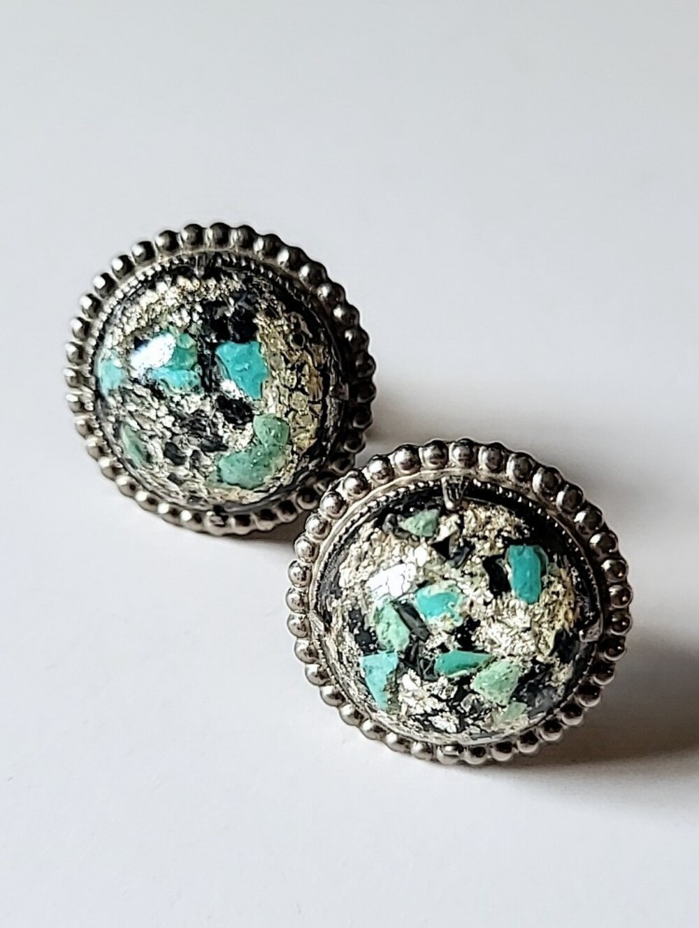 Cufflinks Silver Flake Confetti & Turquoise Chip 1950s Retro